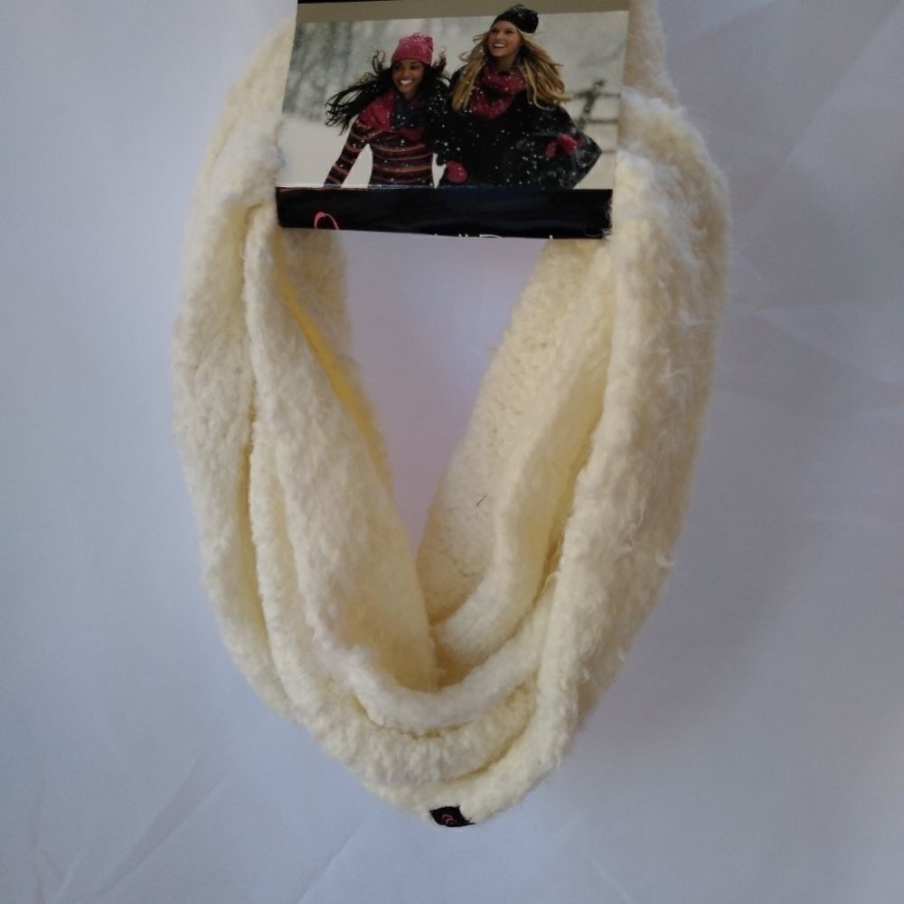 Infinity scarf